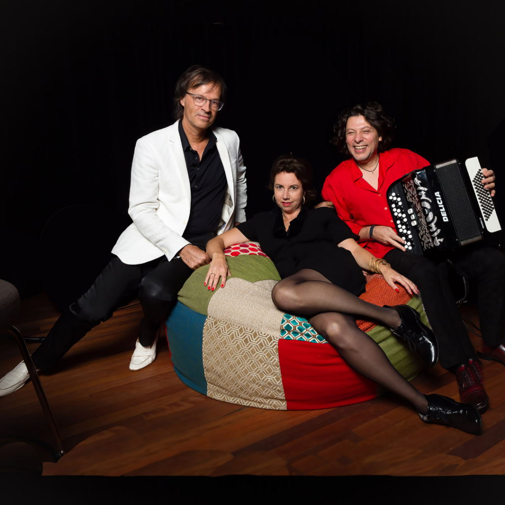 Britta Maria en Maurits Fondse in het theater.